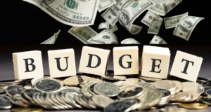 Personal Budget : Top 10 Tips to Manage Your Money Personal Budget